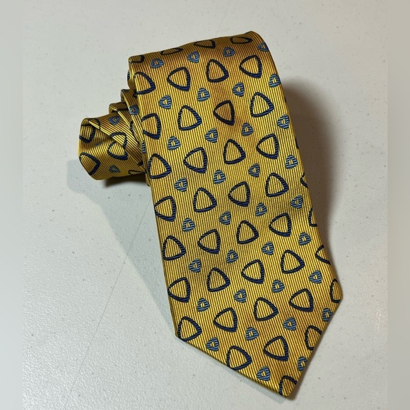 Turnbull & Asser Yellow Gold Geometric Tie Blue Pattern Savile Row London Silk - Picture 1 of 9